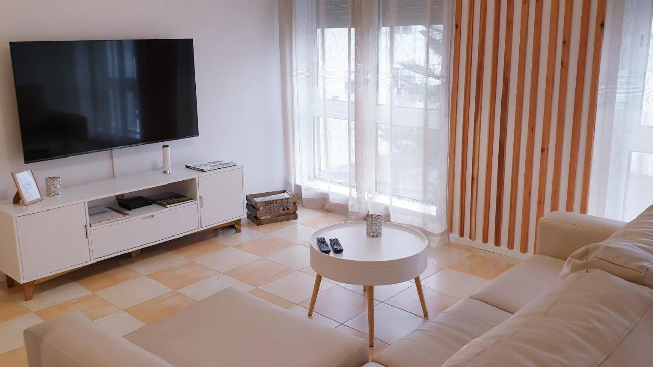 Topo Apartment Ponta Delgada Eksteriør billede